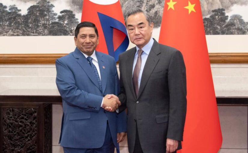Nepal’s Minister for Foreign Affairs meets with Chinese leaders