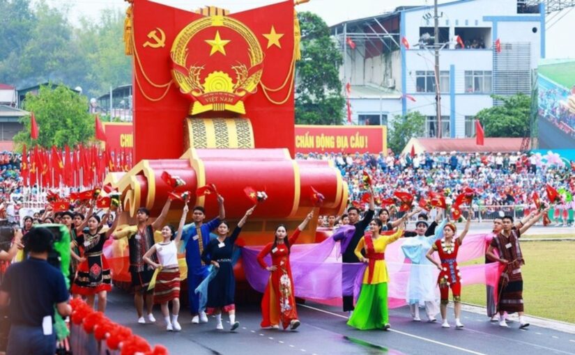 Vietnam holds grand ceremony to celebrate 70th anniversary of Dien Bien Phu victory