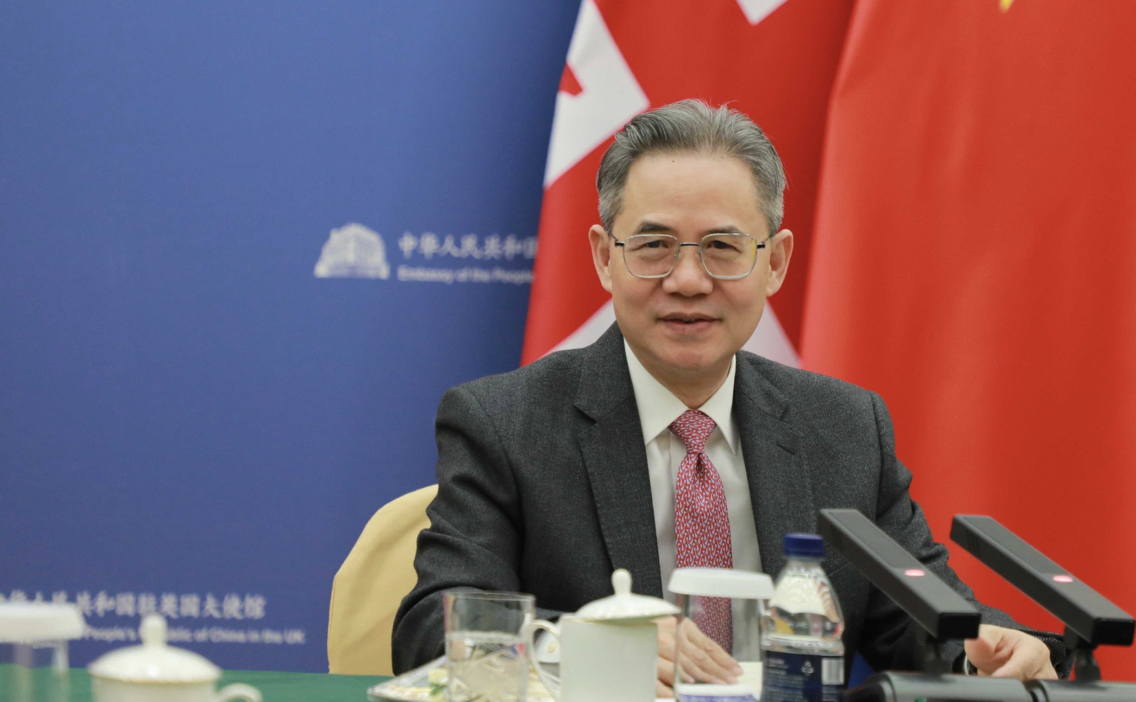 Chinese Embassy in London hosts briefing and discussion on Two Sessions