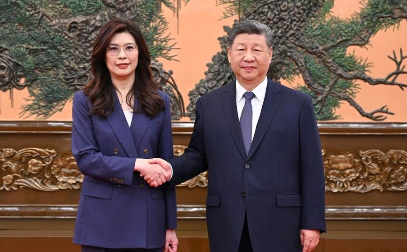 Kuomintang Chairwoman visits mainland