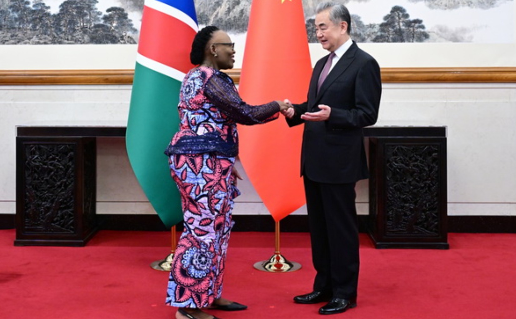 China and Namibia reinforce traditional friendship